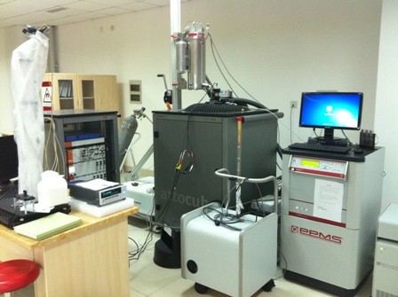 带SPM和稀释制冷机的PPMS系统在复旦大学顺利完成验收