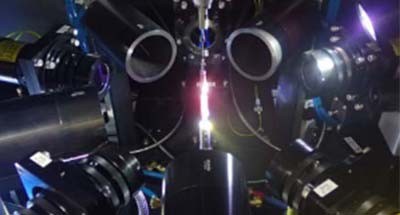 新一代高性能激光浮区法单晶炉落户天津理工大学功能晶体研究院